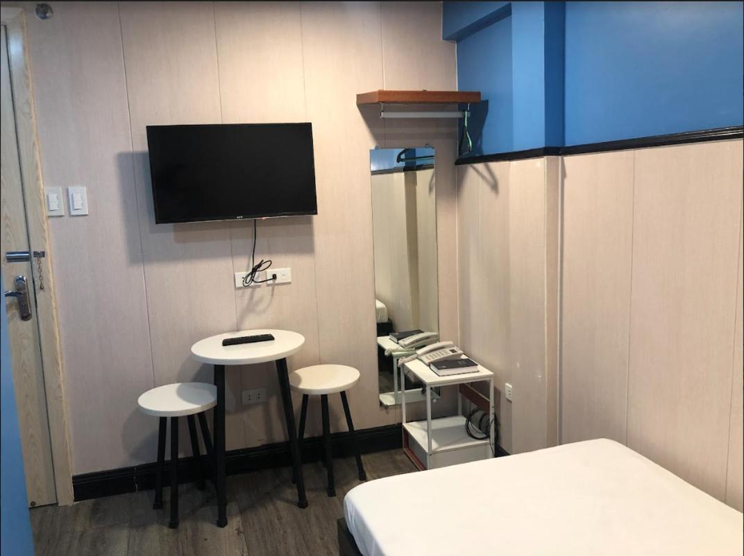 Maine City Residences Leveriza Pasay Bagian luar foto