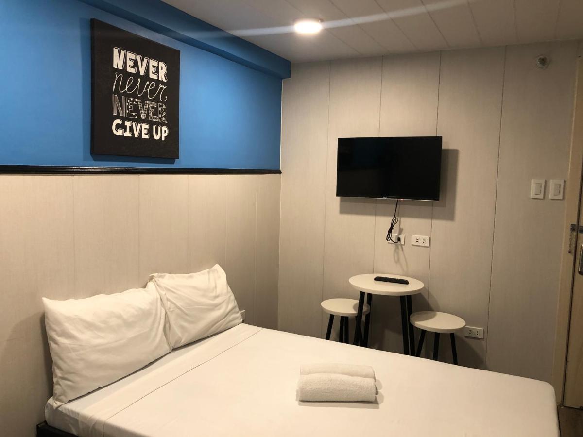 Maine City Residences Leveriza Pasay Bagian luar foto