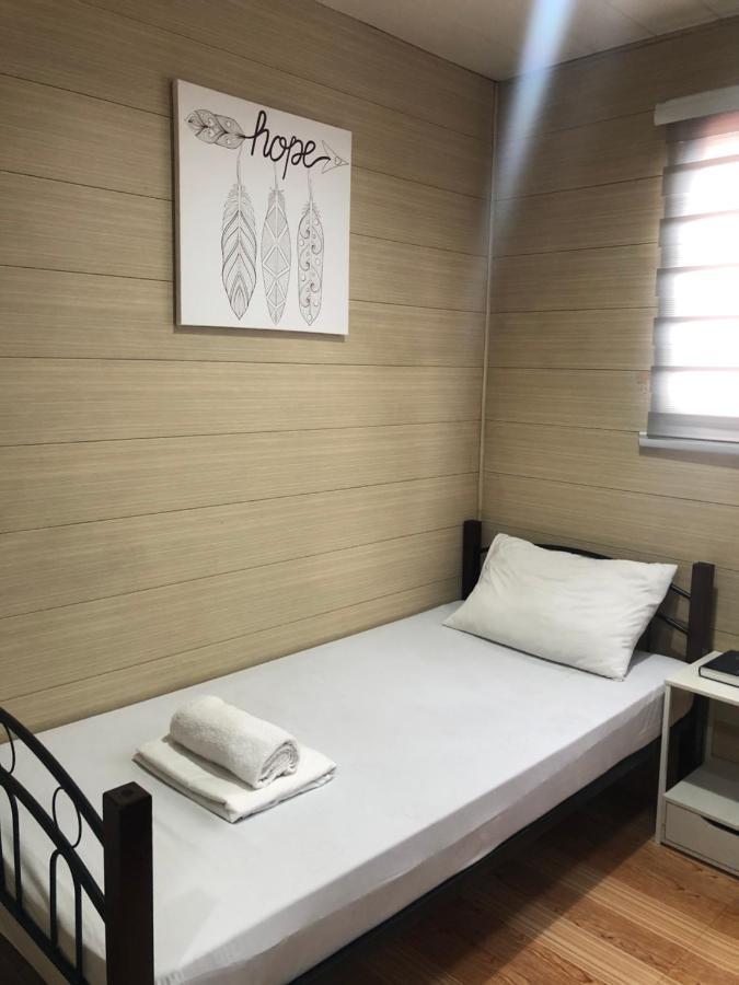 Maine City Residences Leveriza Pasay Bagian luar foto