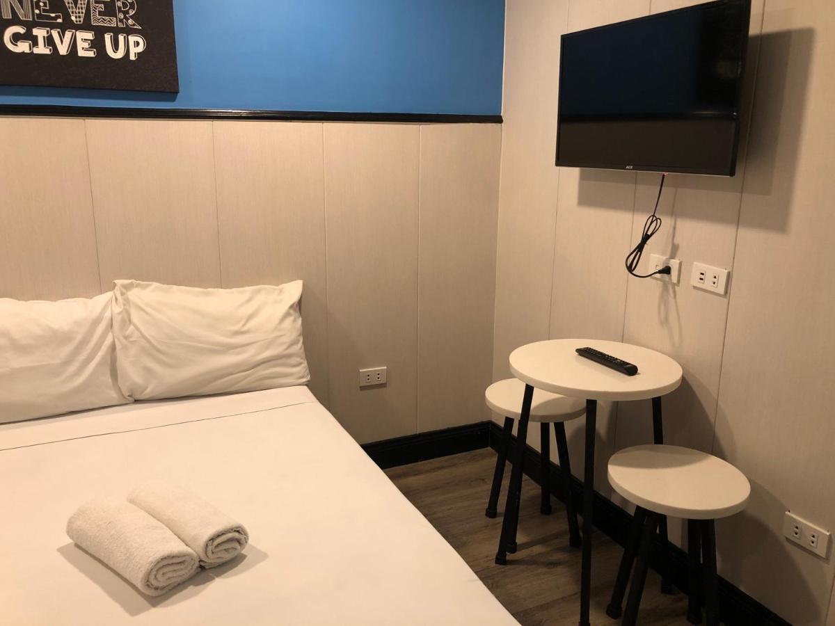 Maine City Residences Leveriza Pasay Bagian luar foto