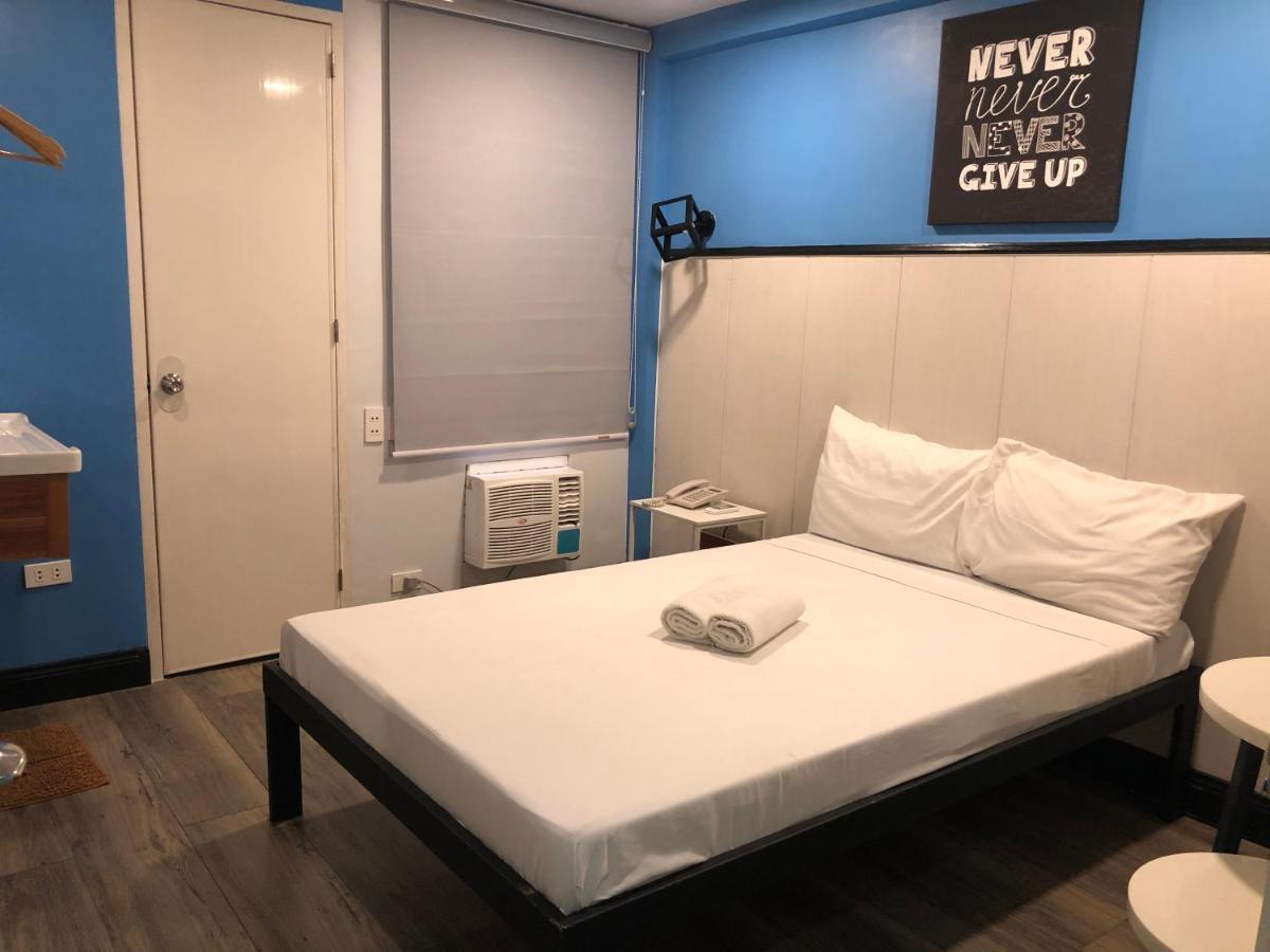 Maine City Residences Leveriza Pasay Bagian luar foto