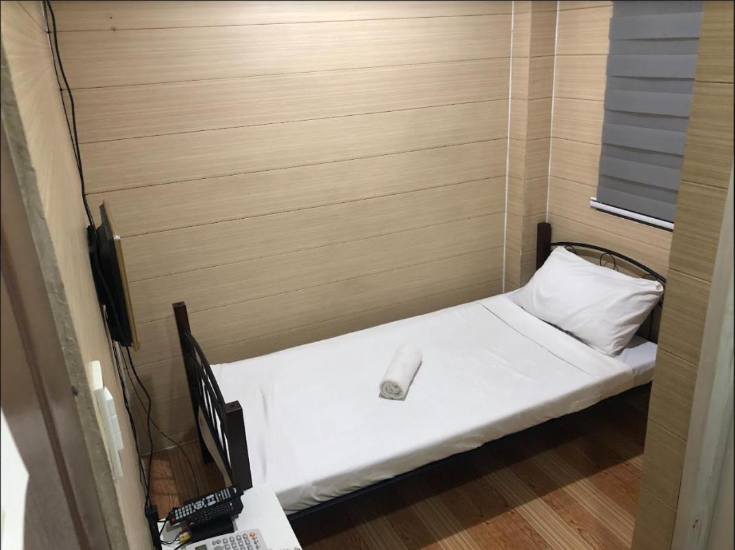 Maine City Residences Leveriza Pasay Bagian luar foto